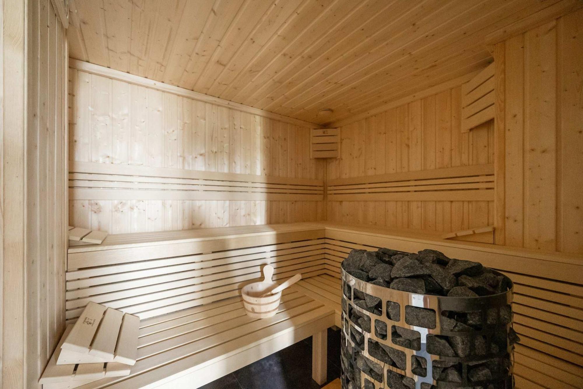 Apartment Sarmacka Wilanow With Parking, Sauna & Gym By Noclegi Renters 바르샤바 외부 사진